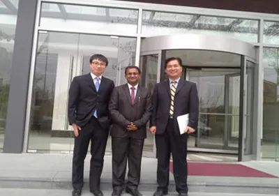 Buldana Urban Dr Sukesh Zamwar with Chairman of World's Biggest Supply And Marketing Federation Of China
